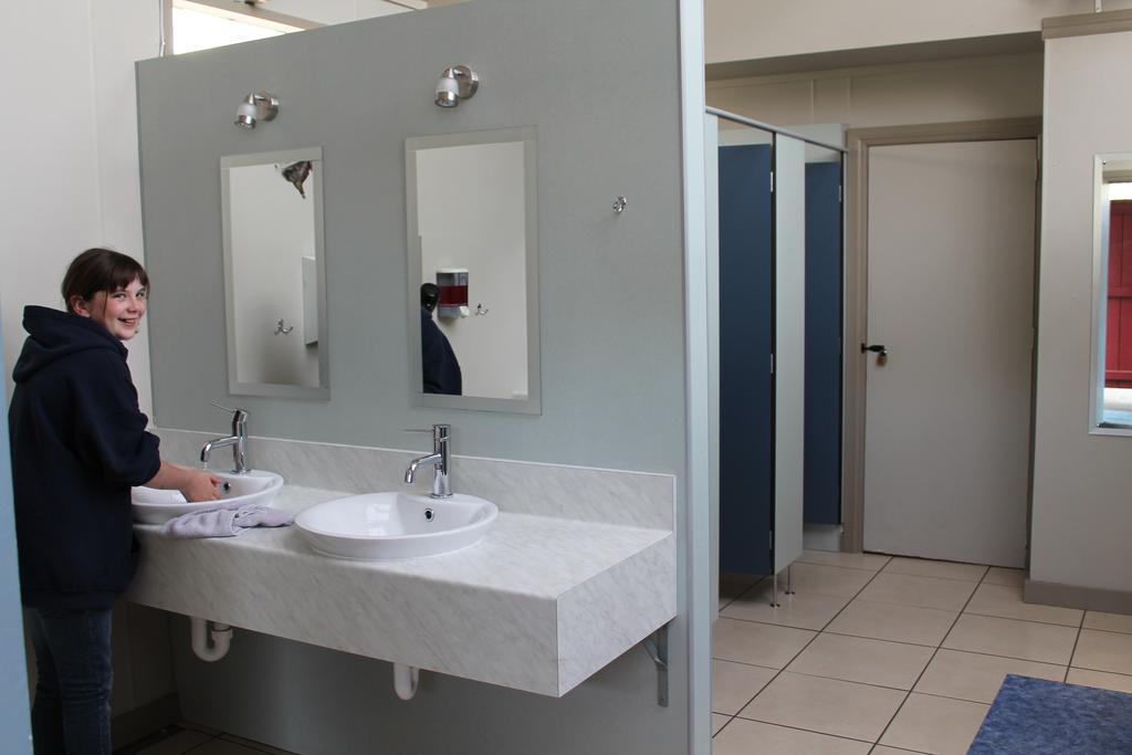 Christchurch Kiwi Holiday Park & Motels Phòng bức ảnh