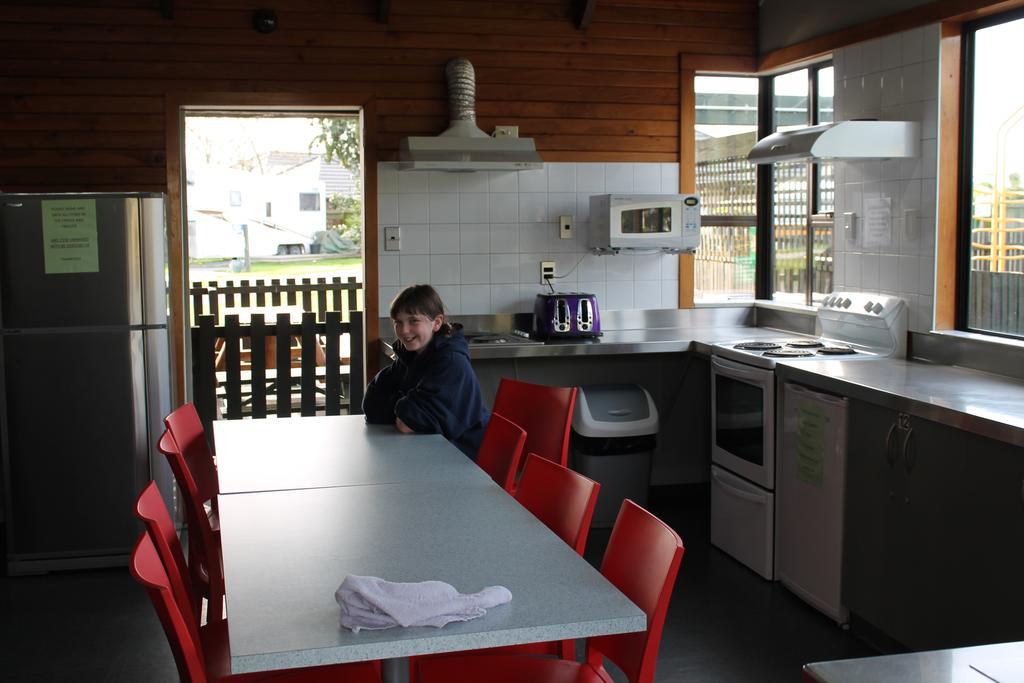Christchurch Kiwi Holiday Park & Motels Phòng bức ảnh